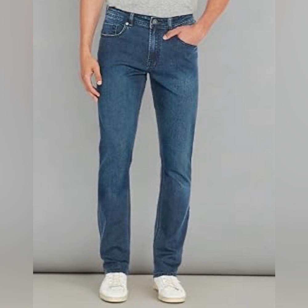 Buffalo David Bitton jeans mens 38 x 30 Jackson 
straight blue denim pants